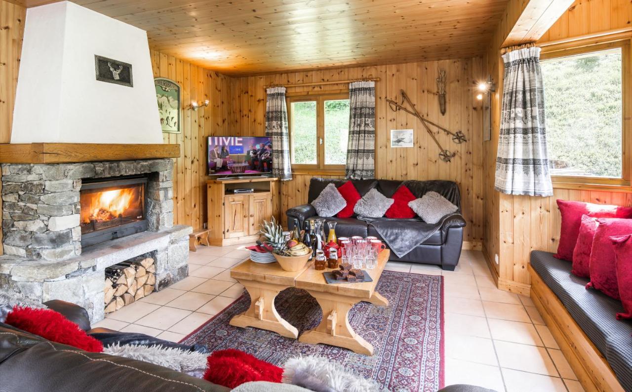 Chalet Himalaya , 10 Person Chalet With 5 Ensuite Bedrooms And Outdoor Jacuzzi In Meribel Centre Luaran gambar