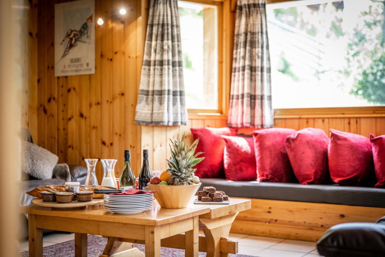 Chalet Himalaya , 10 Person Chalet With 5 Ensuite Bedrooms And Outdoor Jacuzzi In Meribel Centre Luaran gambar
